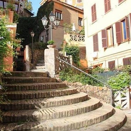 Elegante Open Space Con Vasca Idromassaggio A Trastevere Bagian luar foto