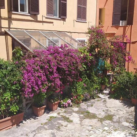 Elegante Open Space Con Vasca Idromassaggio A Trastevere Bagian luar foto