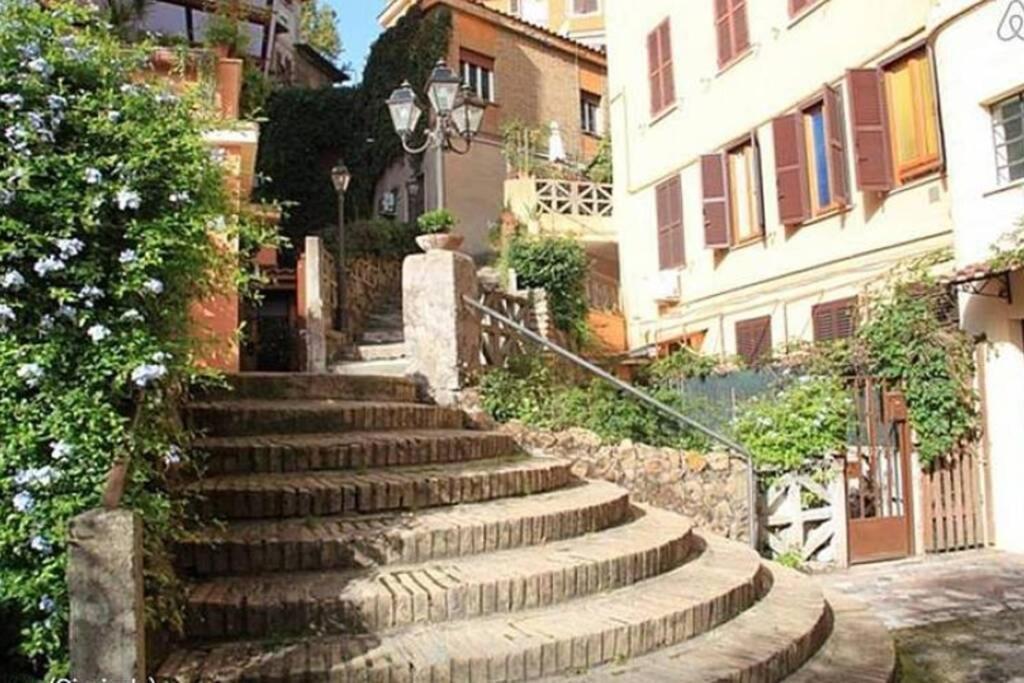 Elegante Open Space Con Vasca Idromassaggio A Trastevere Bagian luar foto
